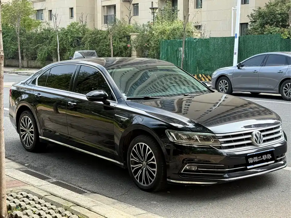 Volkswagen Huiang