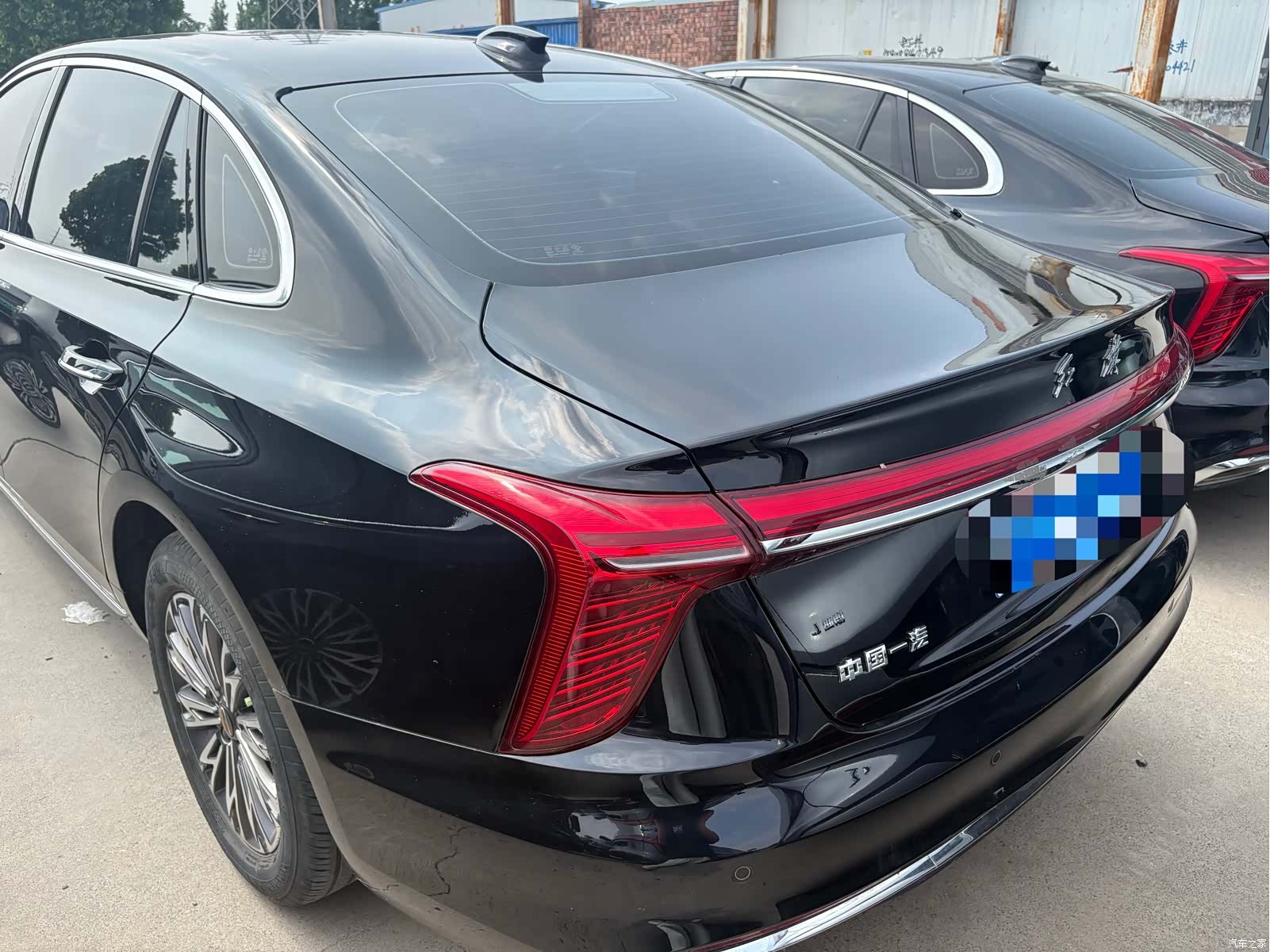 Hongqi H5, 2024 7