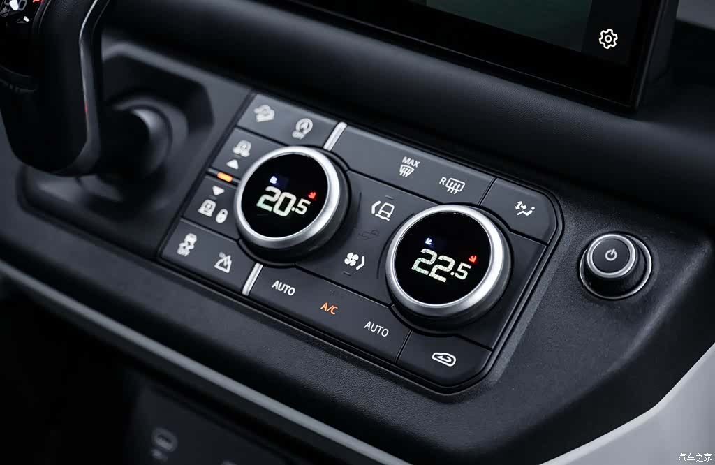 Land Rover Defender, 2023 19