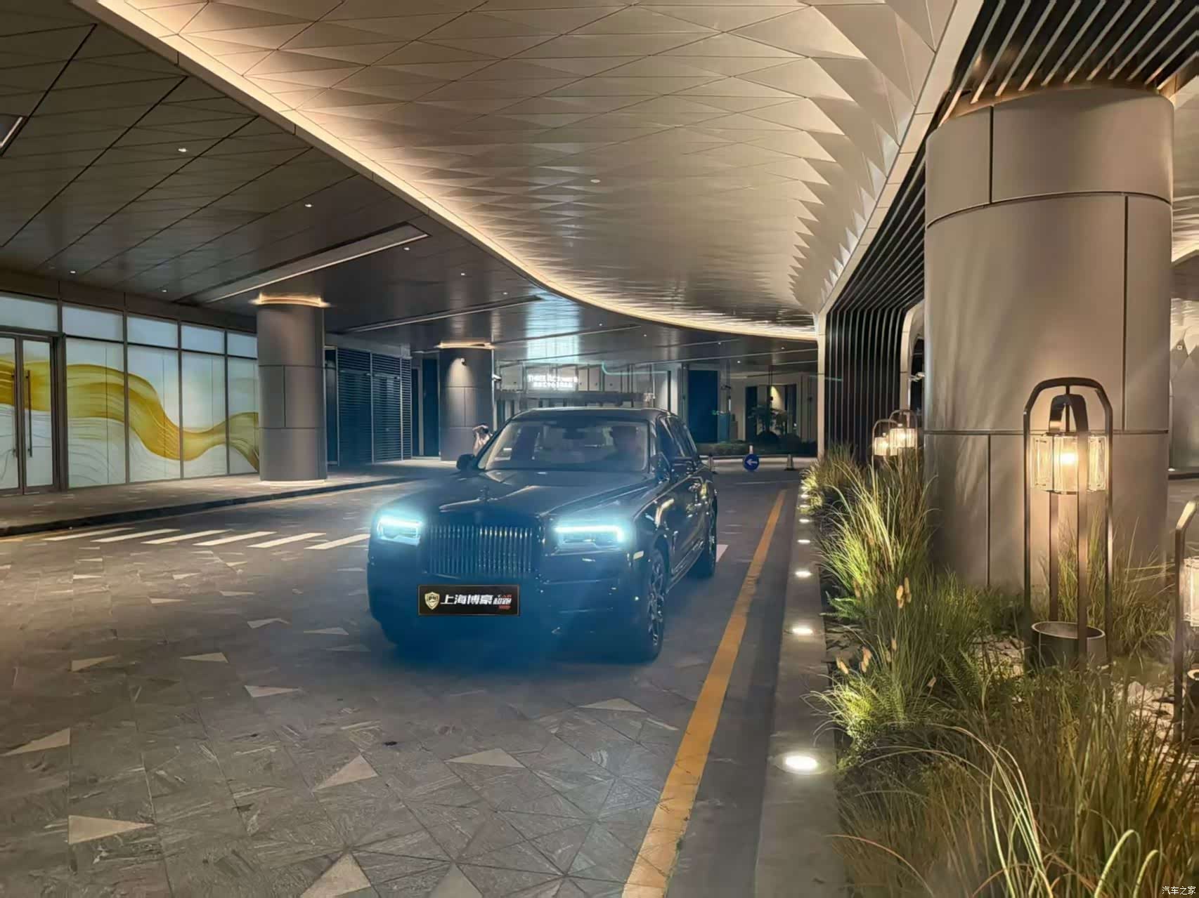 Rolls-Royce Cullinan, 2024 3