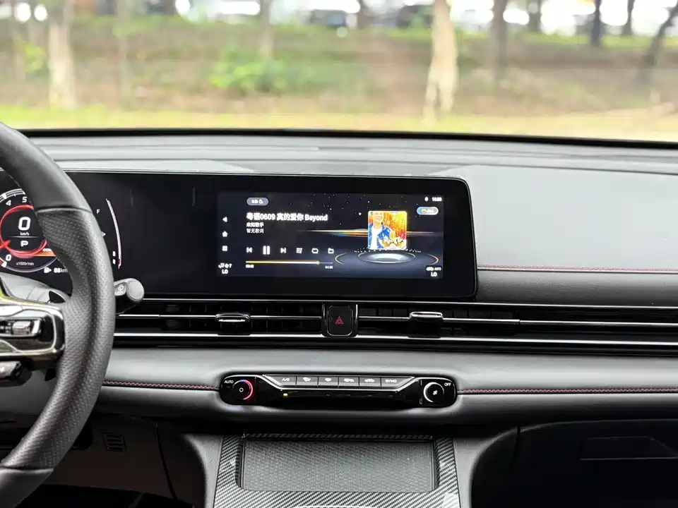 Trumpchi Shadow Leopard