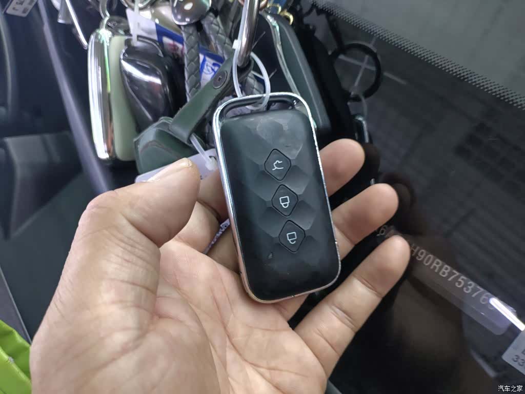 Wuling Starlight, 2026 9