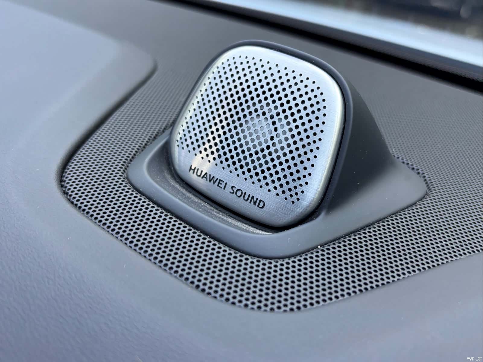 AITO M5, 2022 19