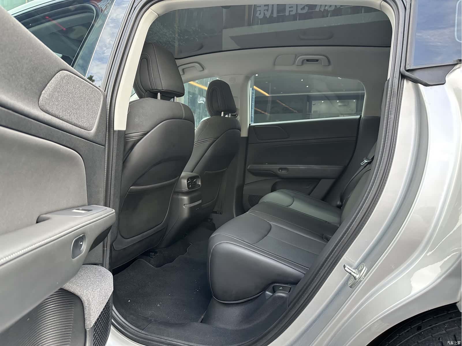 Xpeng G6, 2023 11