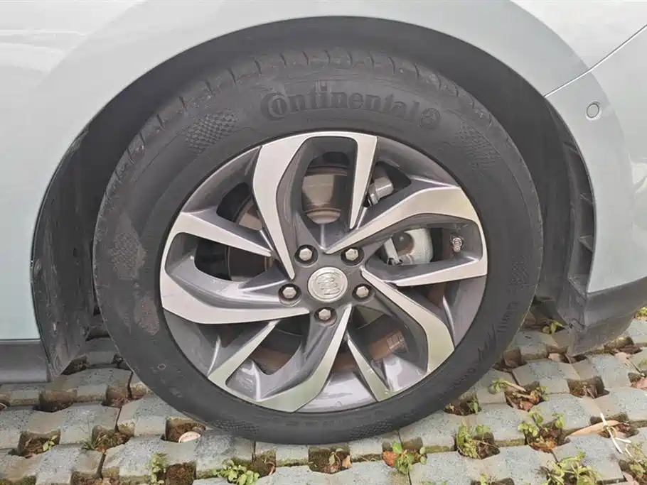 Buick Slightly blue 6