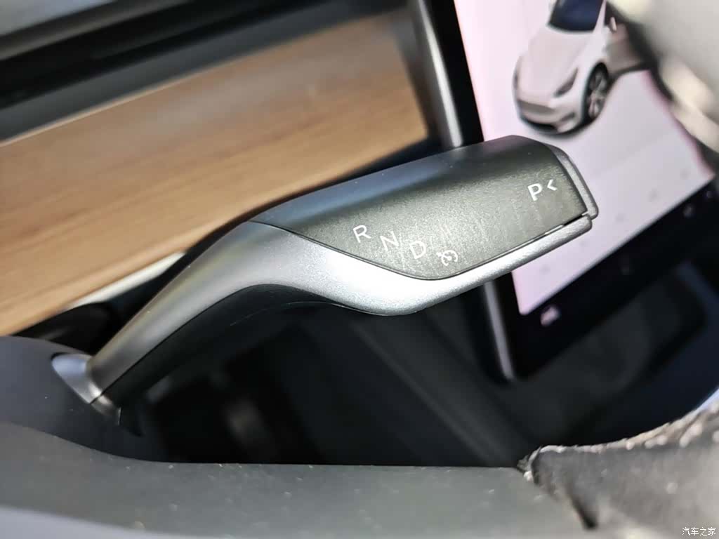 Tesla Model Y, 2021 14