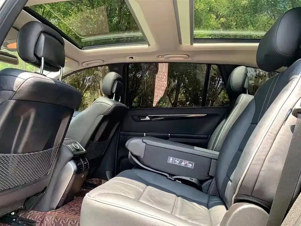 Mercedes-Benz R-class