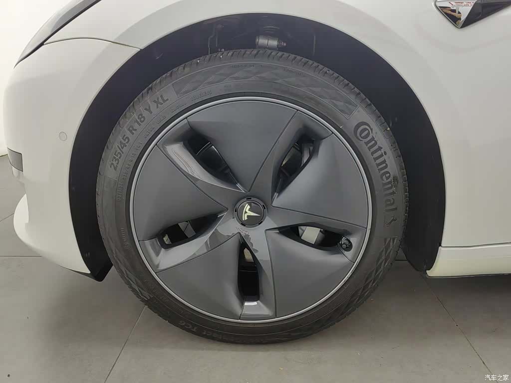 Tesla Model 3, 2020 17