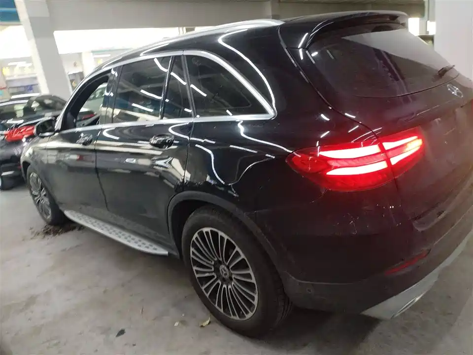 Mercedes-Benz GLC Mercedes-Benz GLC