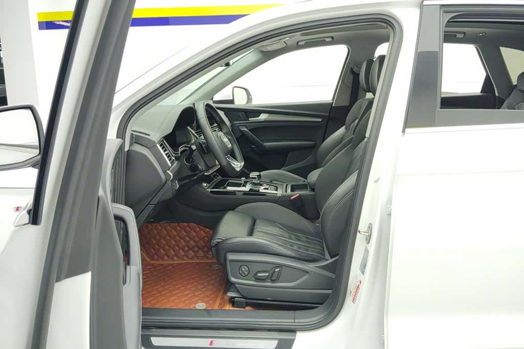Audi Q5L, 2021 9