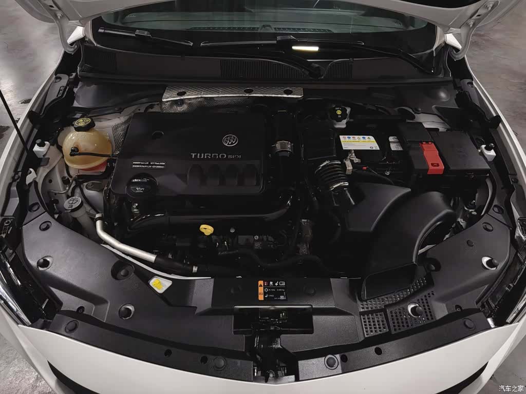 Buick Verano, 2023 6