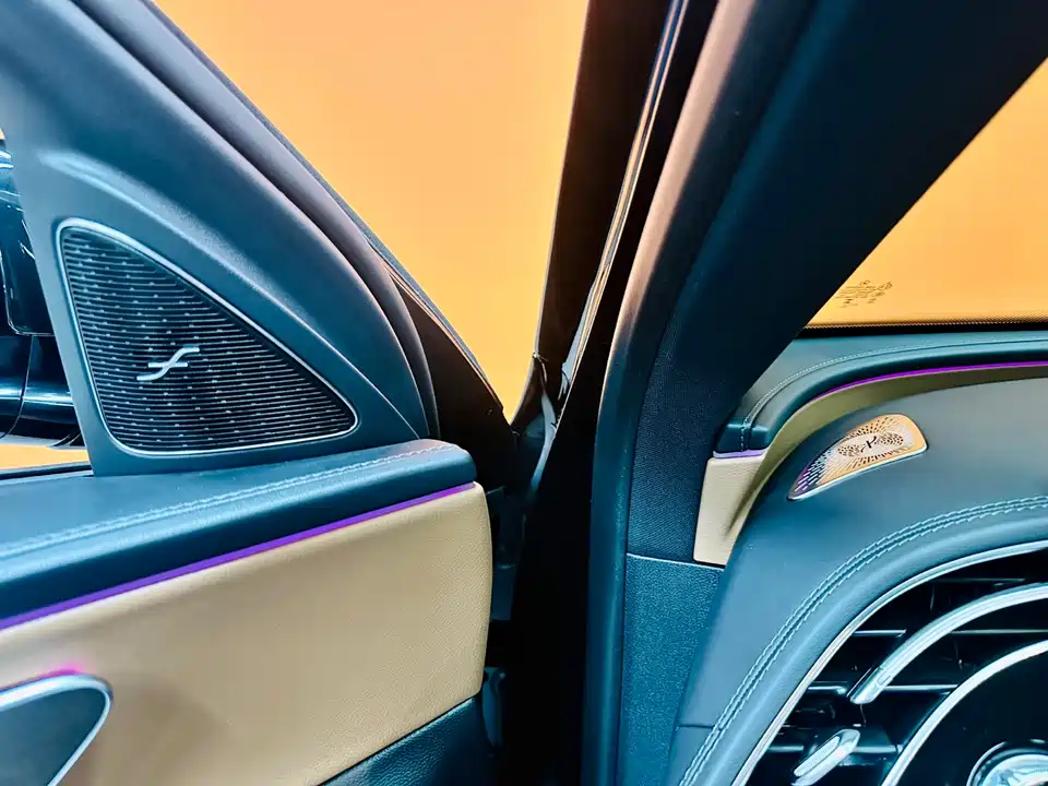 Mercedes-Benz E-class Mercedes-Benz E-class