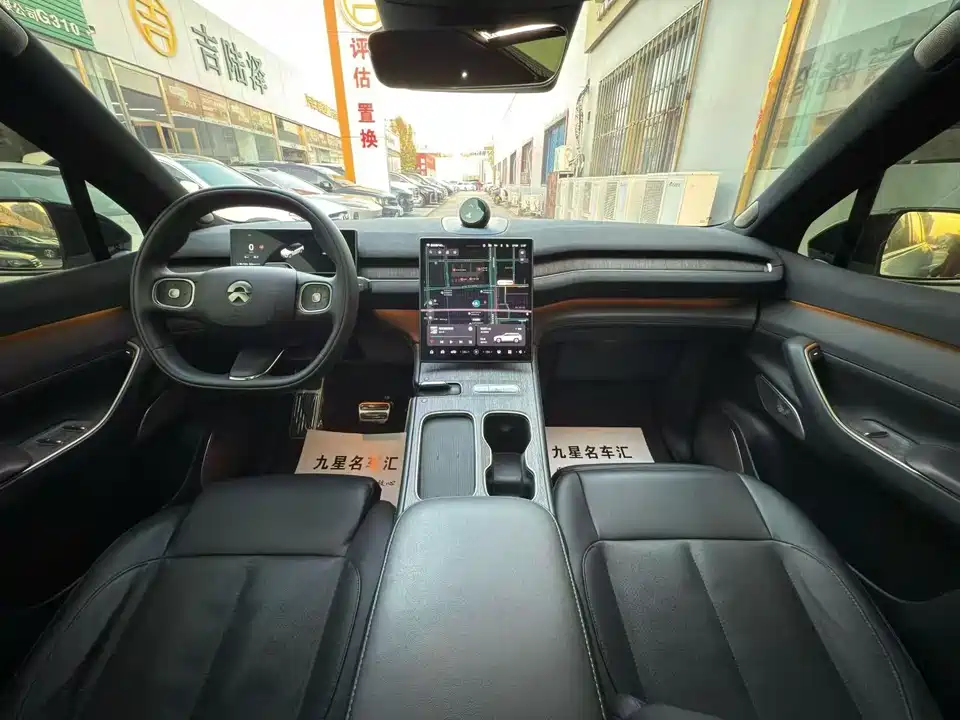 NIO ES7