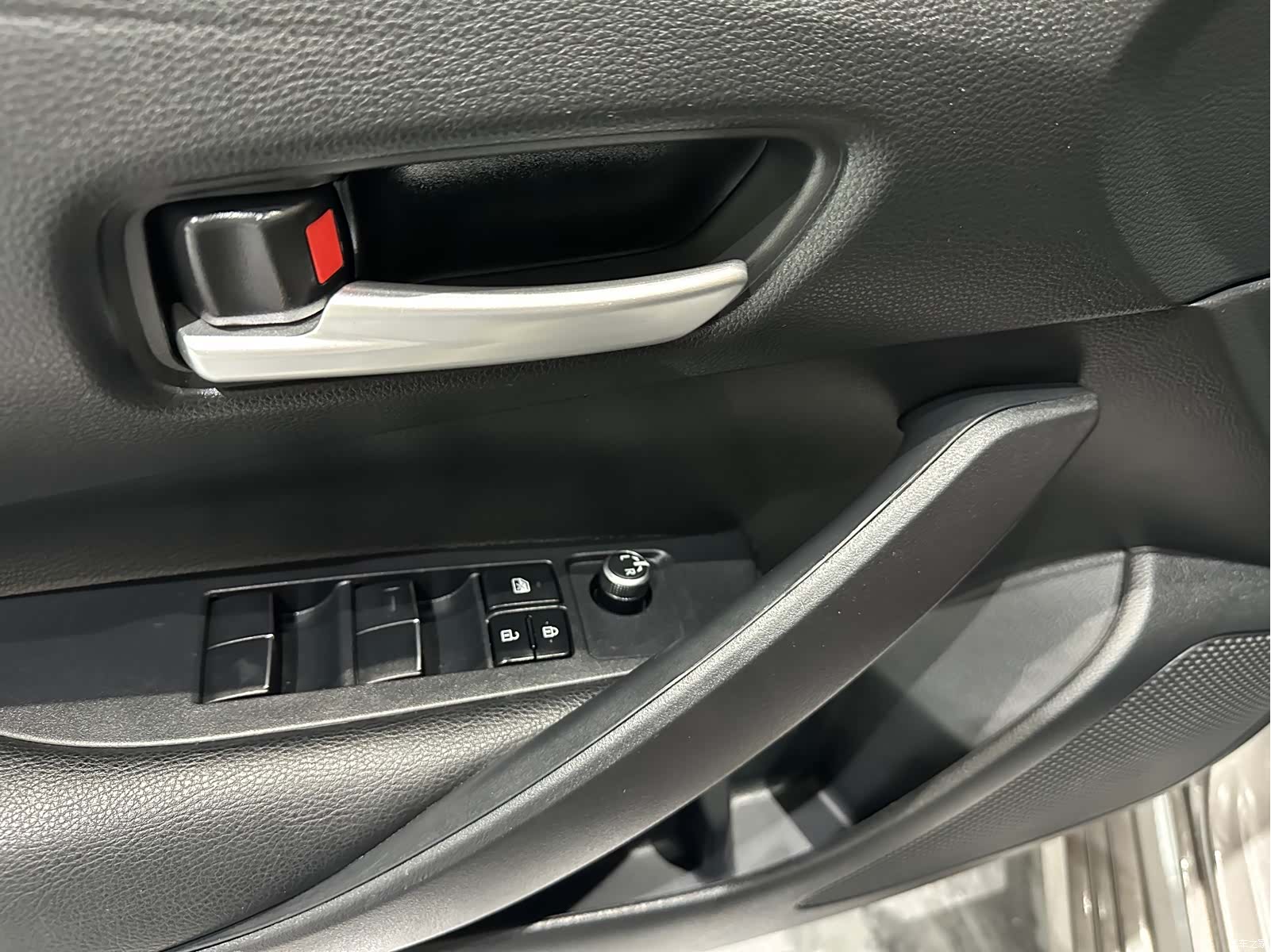 Toyota Corolla, 2021 все фото