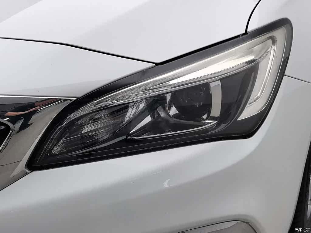 Buick Verano, 2018 7