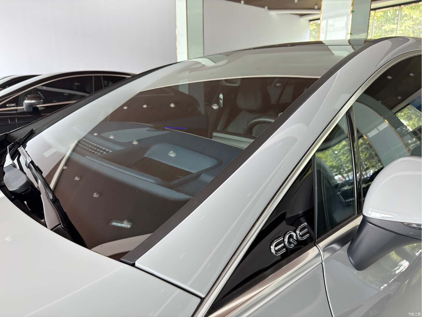 Mercedes-Benz EQE, 2024 21