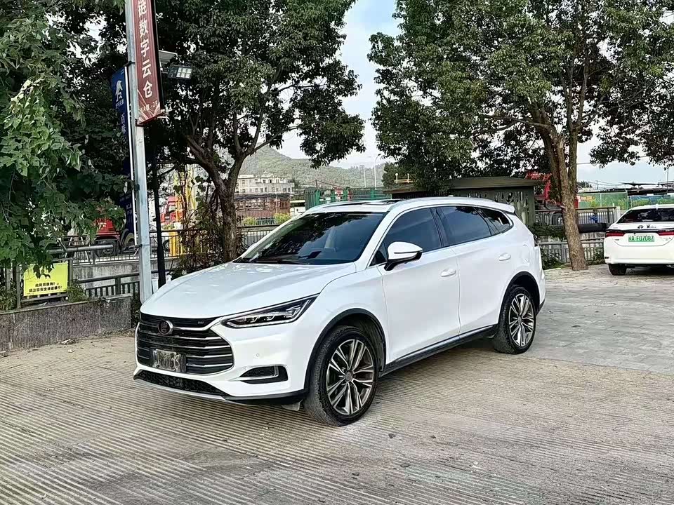 BYD Tang