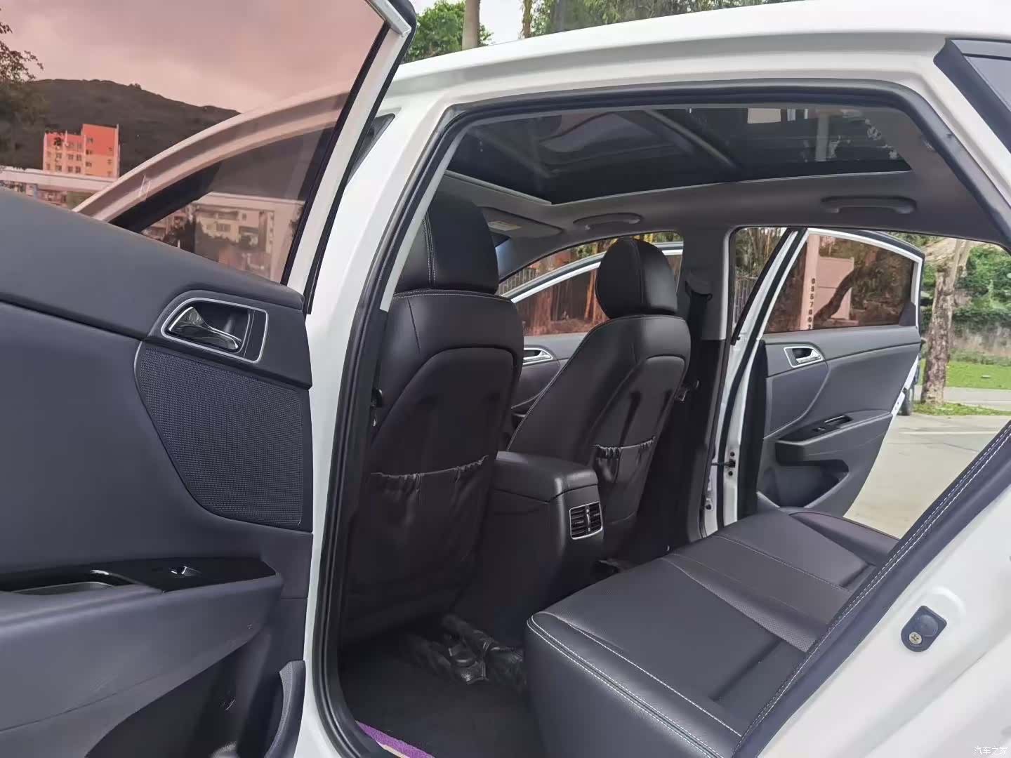 Hyundai GLS, 2017 8