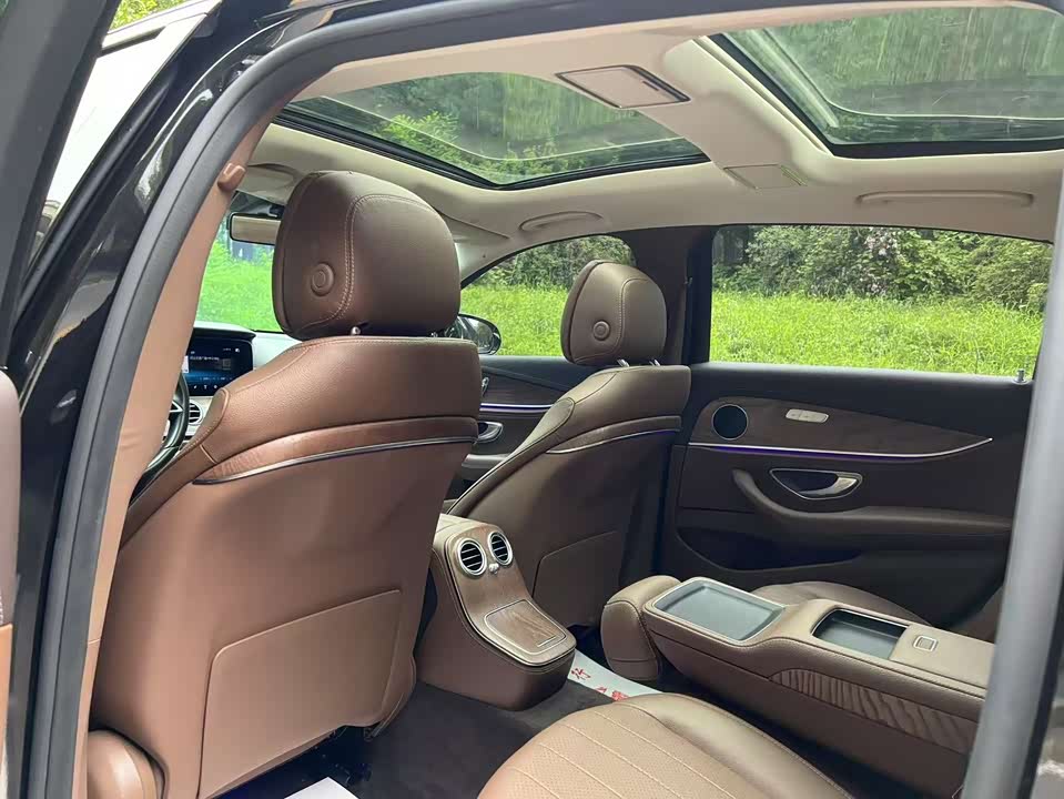 Mercedes-Benz E-class Mercedes-Benz E-class