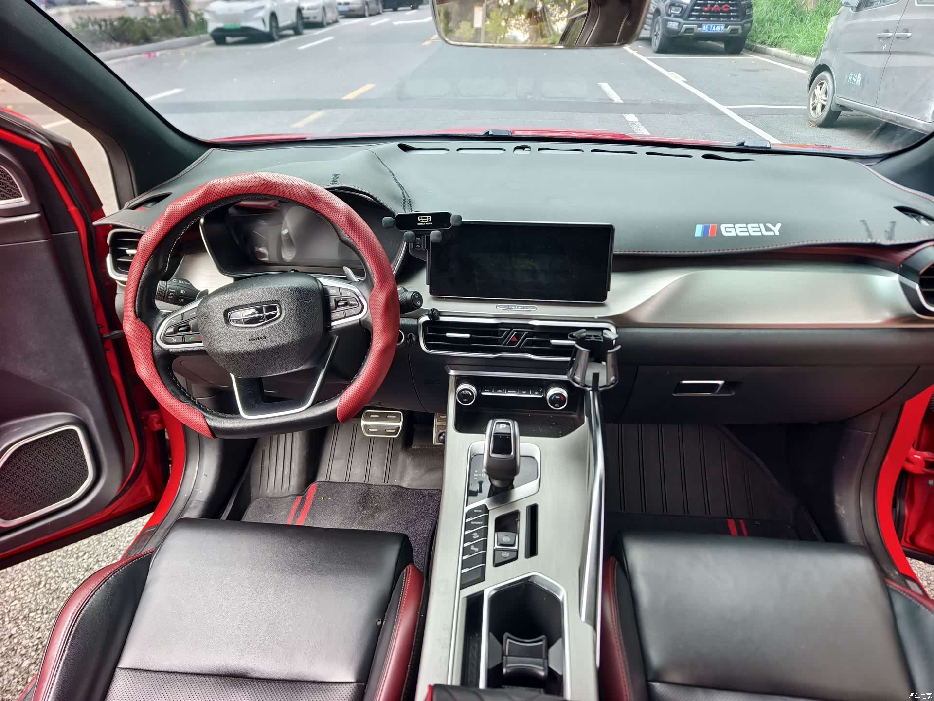 Geely Coolray, 2019 15