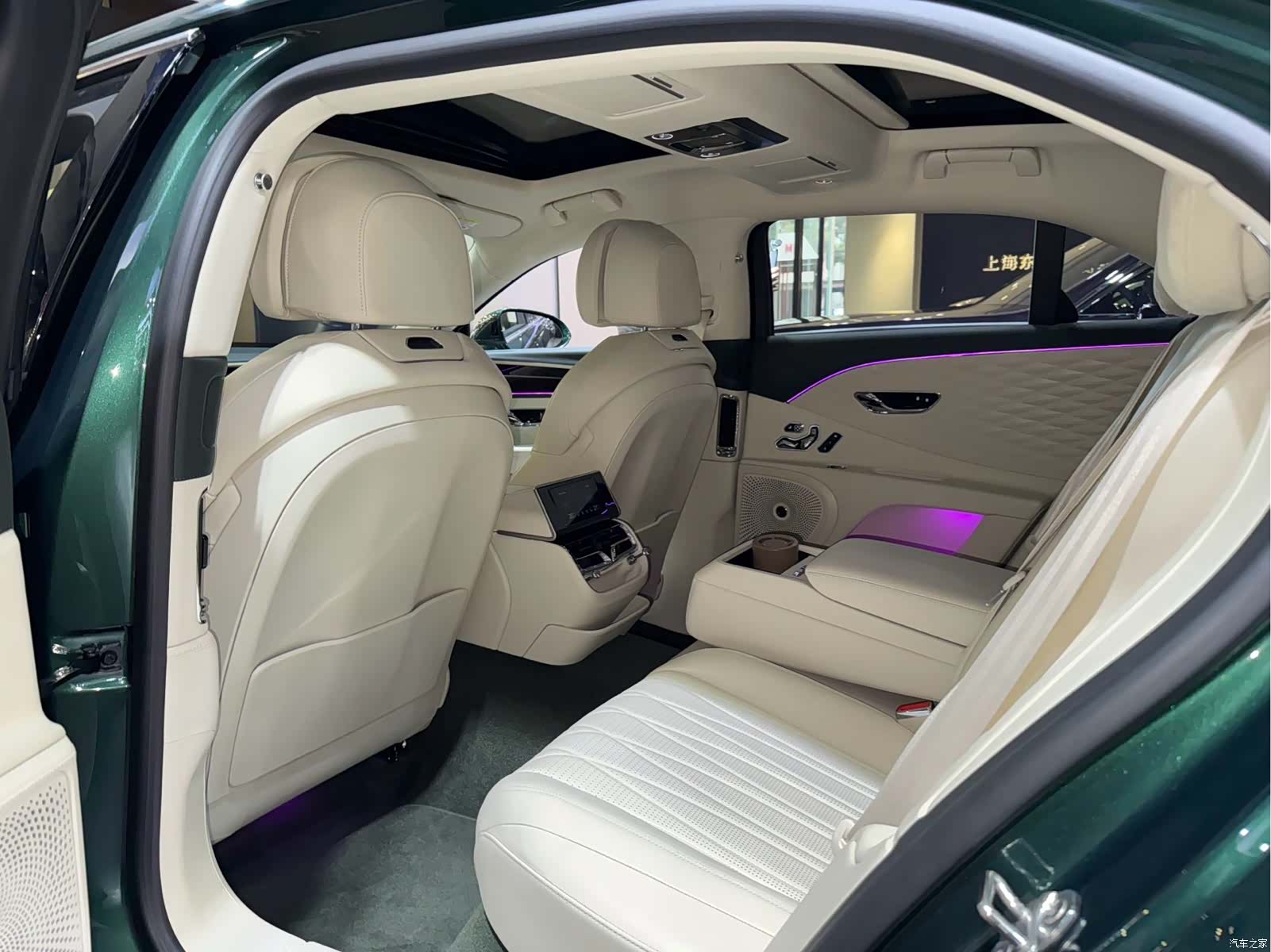 Bentley Flying Spur, 2021 15