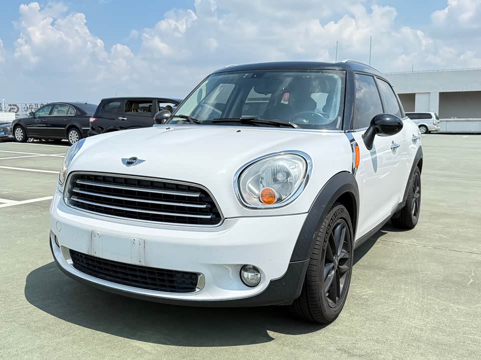 MINI COUNTRYMAN