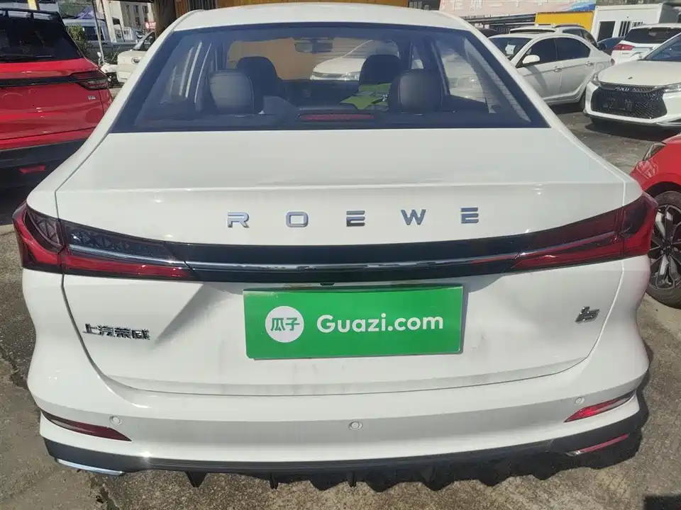 Roewe i5