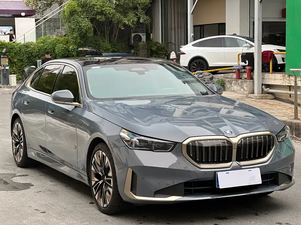 BMW 5 series BMW 5 series