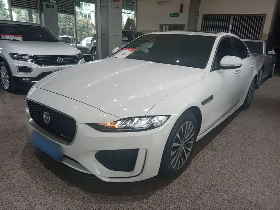 Jaguar XEL