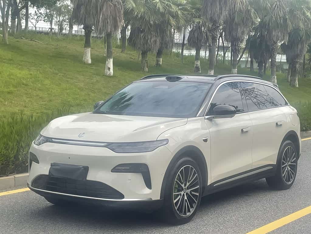 Leapmotor C11