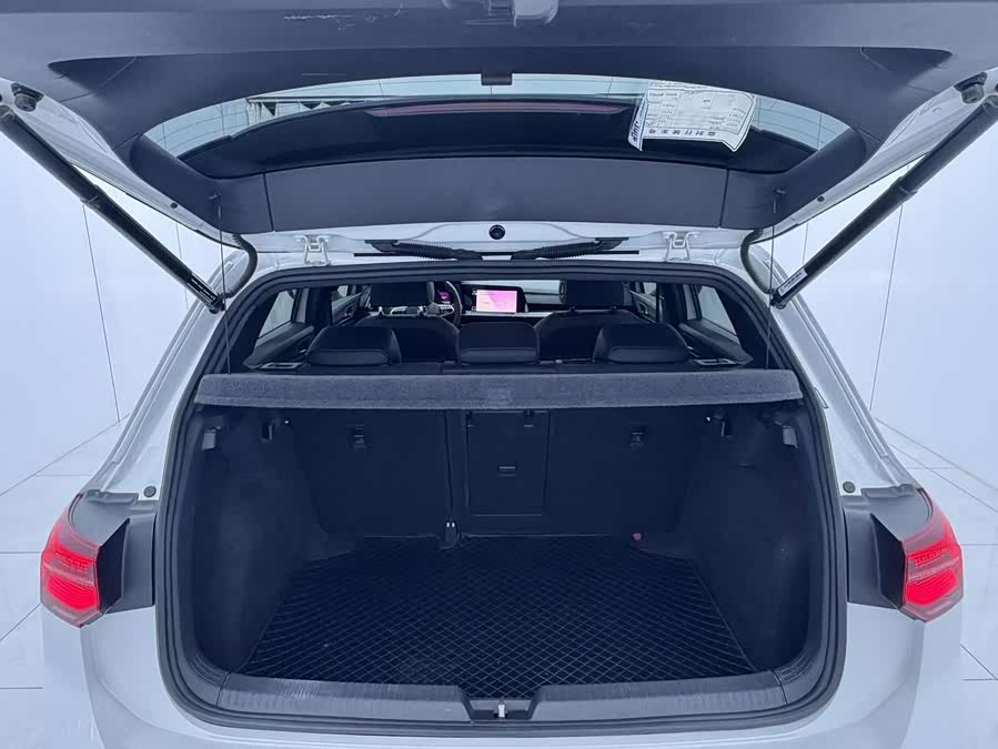 Volkswagen Golf 2022, фото 7