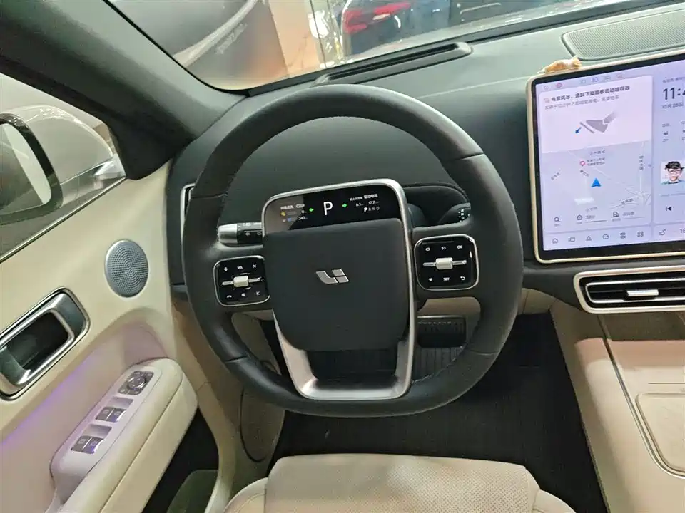 Li Auto Ideal L6