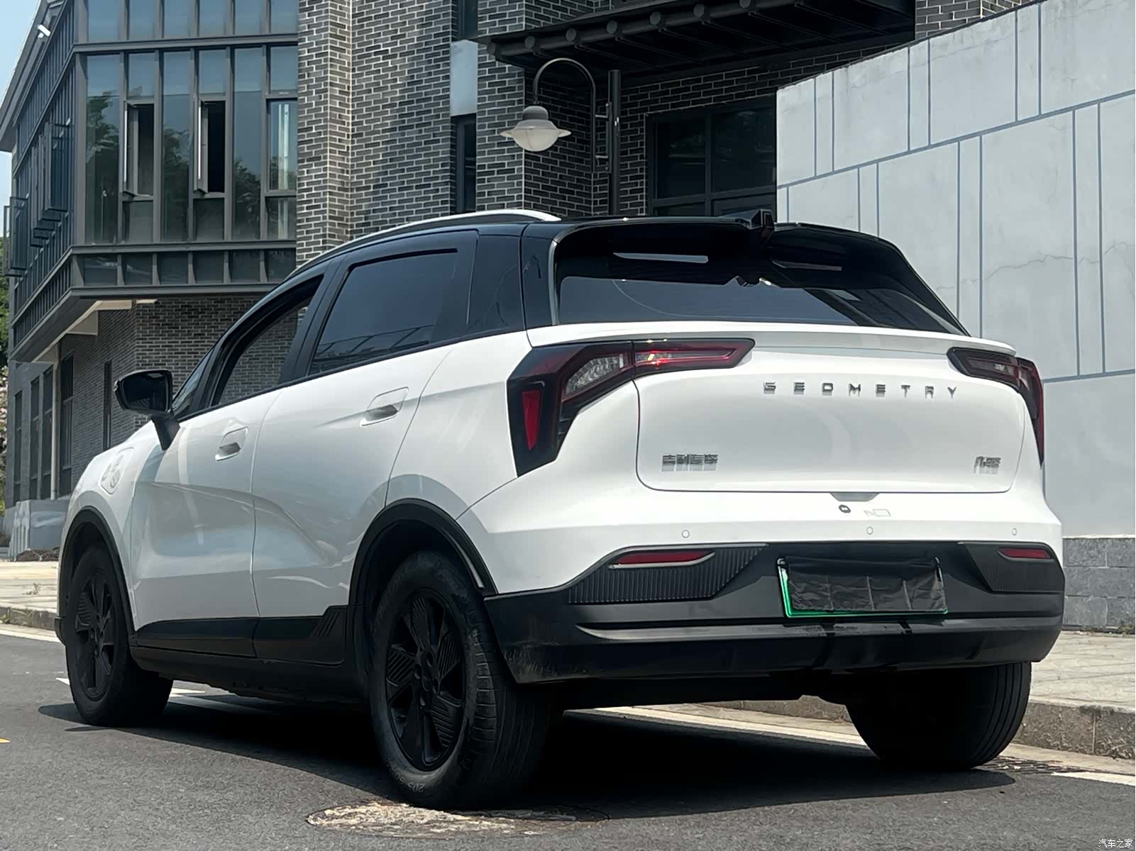 Geely E, 2022 18