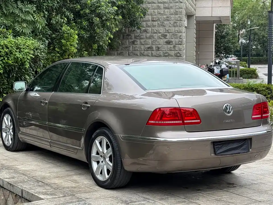 Volkswagen Phaeton