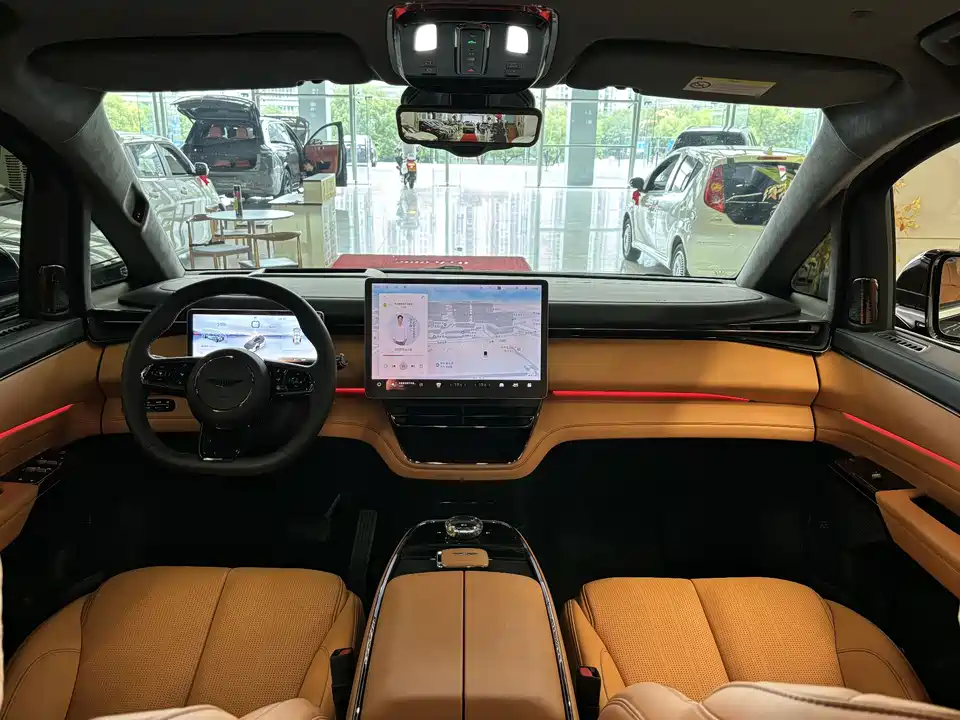 Geely Galaxy Wing true L380