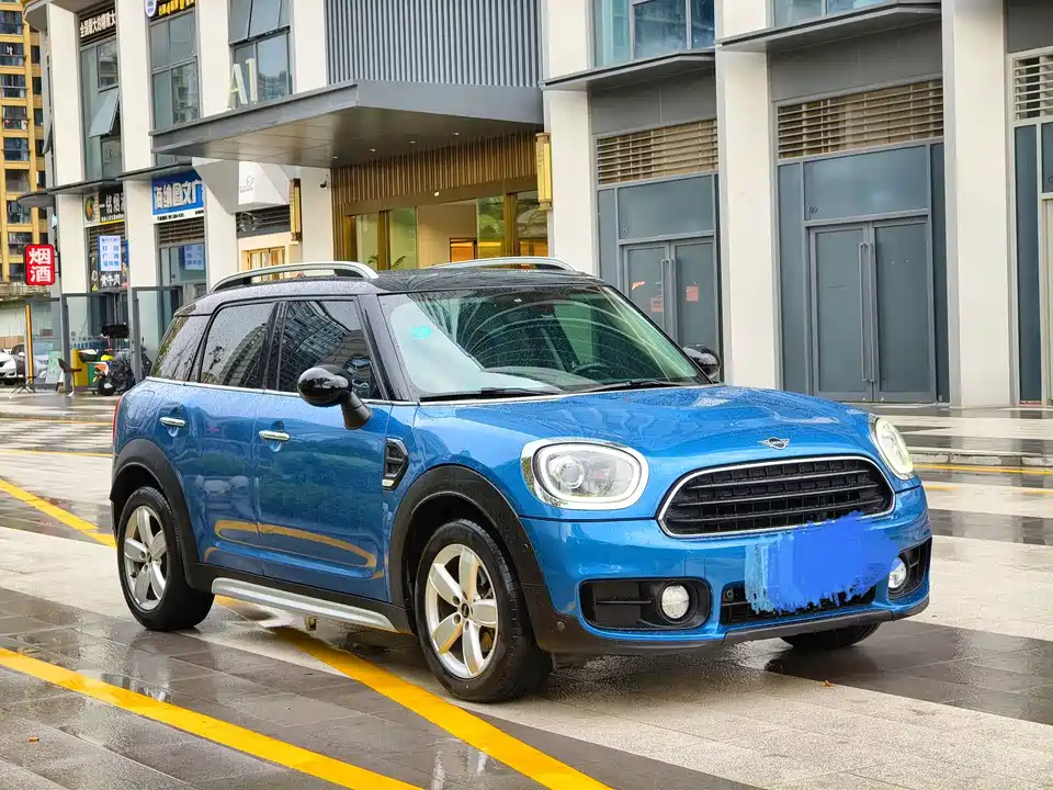 MINI COUNTRYMAN