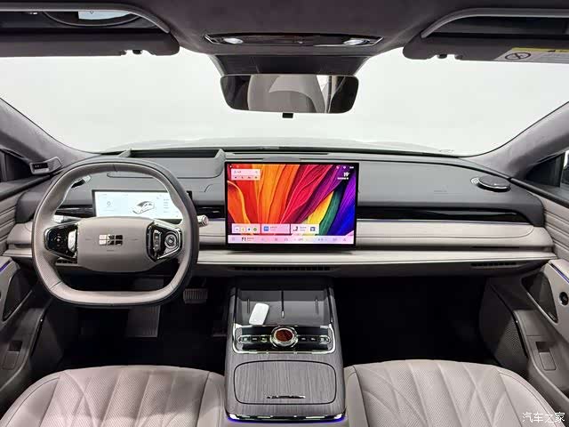 Geely 8, 2025 11