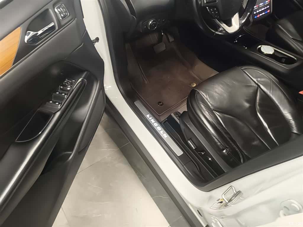 Lincoln MKC, 2018 16