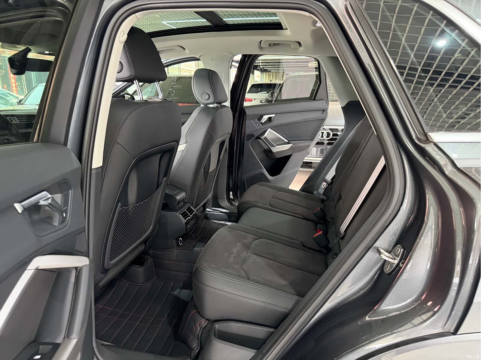 Audi Q3, 2023 9