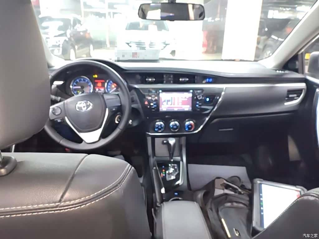 Toyota Corolla, 2015 10