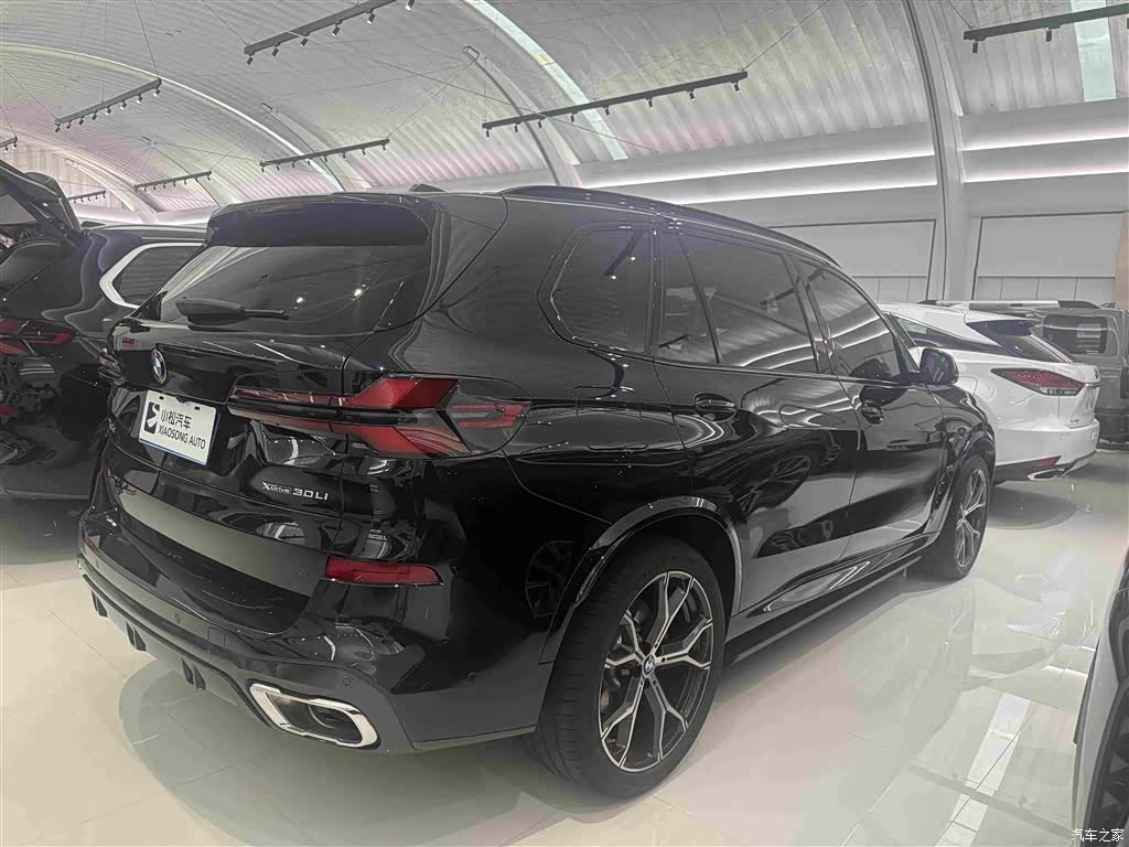 BMW X5, 2025 8