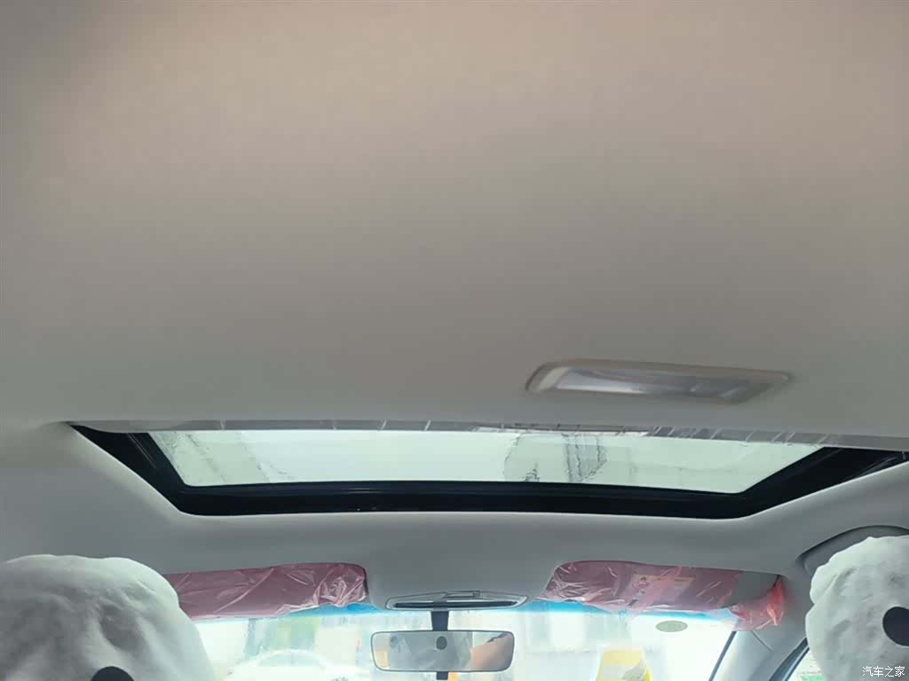 Geely Binray, 2026 18