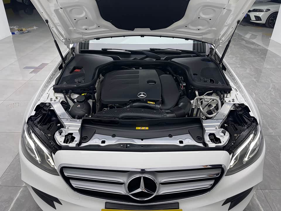 Mercedes-Benz E-class Mercedes-Benz E-class