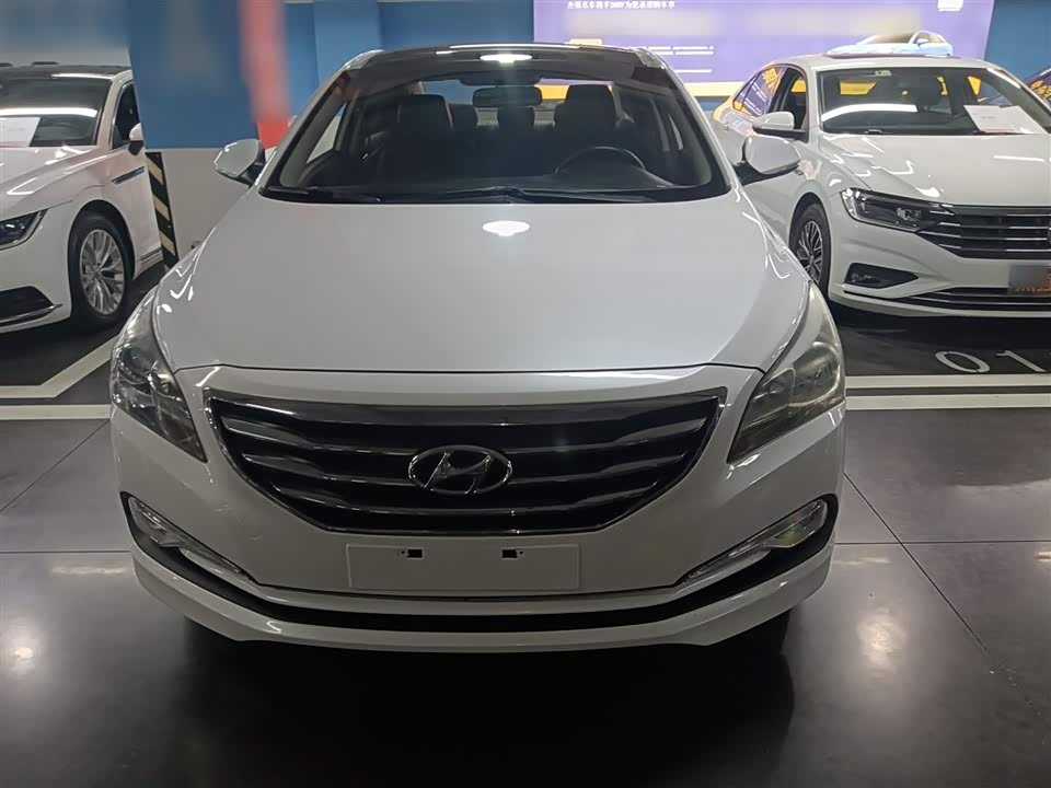 Hyundai Name picture