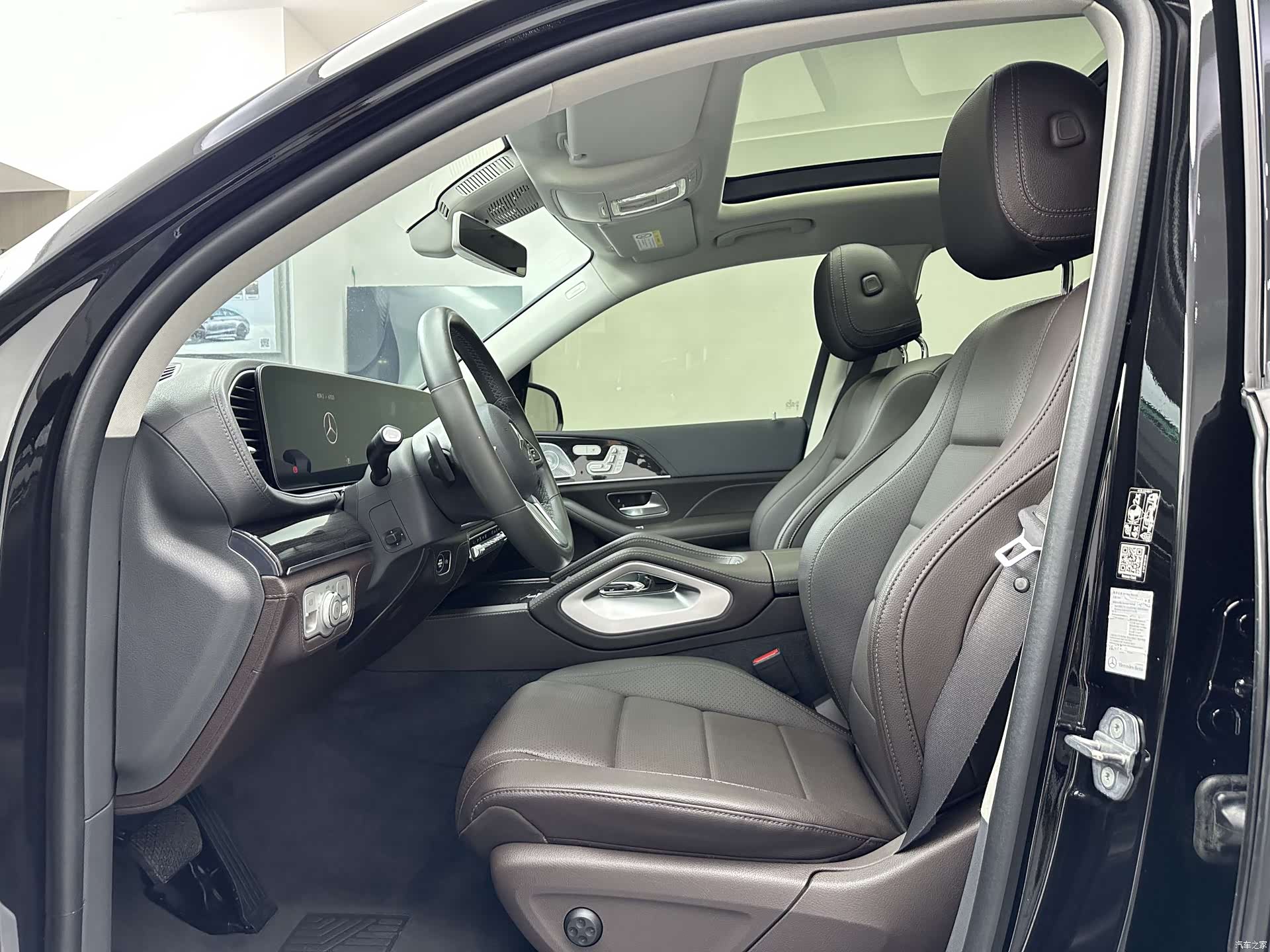 Mercedes-Benz GLS, 2020 8