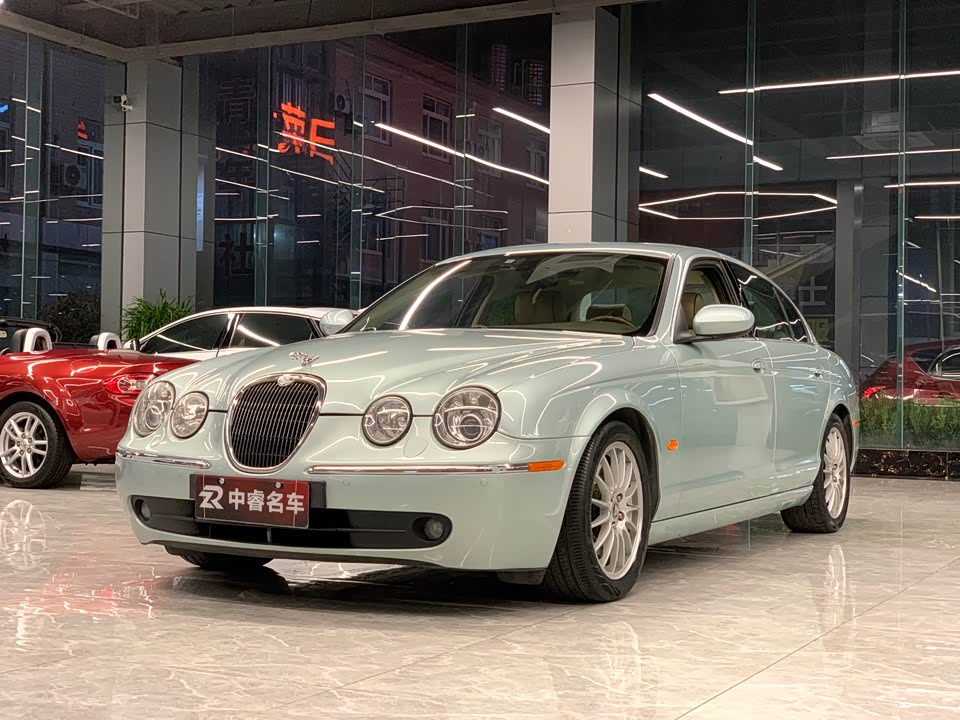 Jaguar S-TYPE