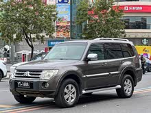 ������(����) 2011�� 3.0L ��Ӣ��Խ��