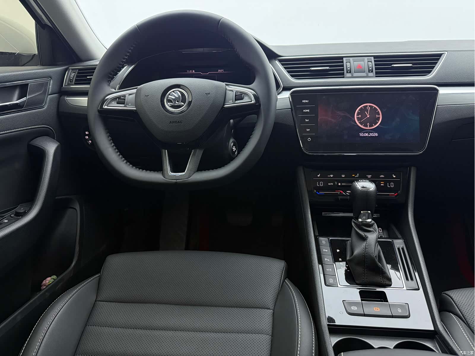 Skoda Superb, 2023 10