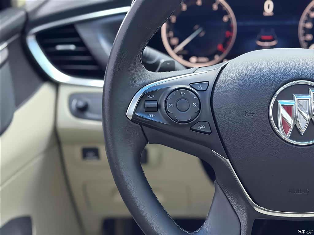 Buick GL8, 2022 13