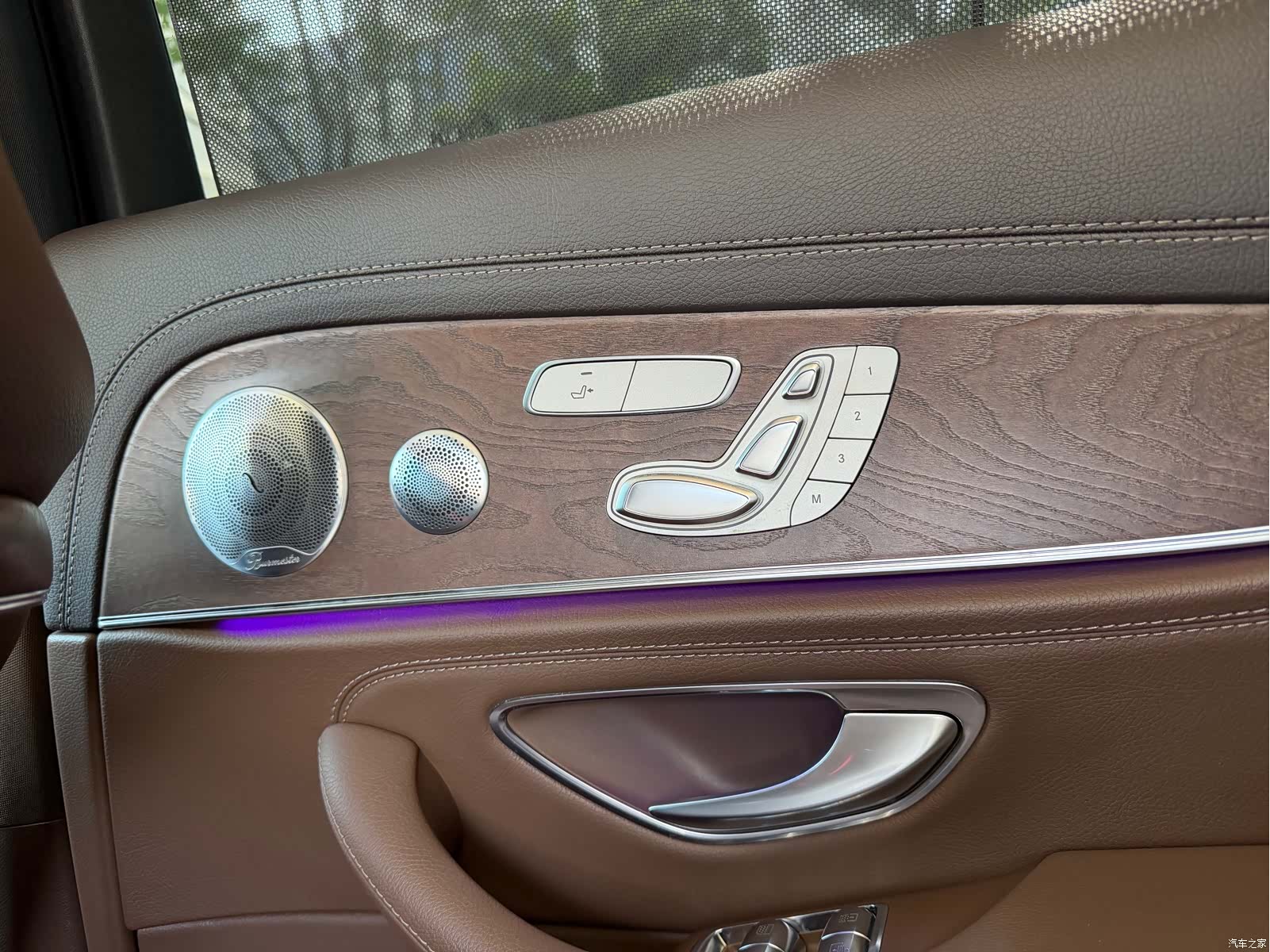 Mercedes-Benz E-Class, 2020 14